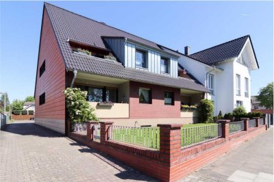 2022 Renovierte 2,5-Zimmer-Maisonette-Wohnung mit Balkon in Langenfeld
