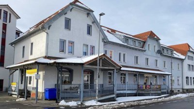 Wohneinheit und Büro in zentraler Lage
