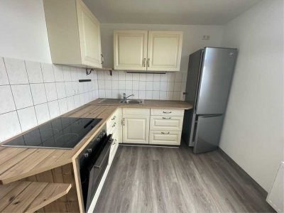 Dachgeschosswohnung in Fraureuth mit Einbauküche