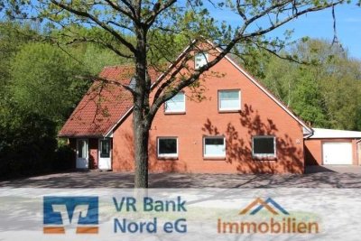 Vermietung: Exclusive, hochwertige Dachgeschosswohnung mit Garage - optional mit Büroflächen im EG