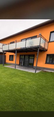 Großzügig gestaltete 3-Zimmer Erdgeschosswohnung mit Terrasse, Garten in Bayerbach bei Ergoldsbach