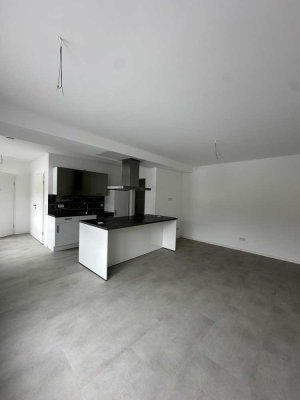Frisch sanierte - offene Wohnung