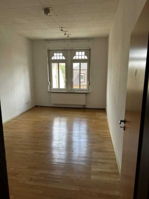 4-Zimmer mit Balkon