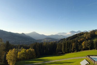 Panorama-Dachgeschosswohnung mit Freizeitwohnsitz (05989)