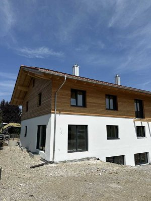 Erstbezug! Modernes & hochwertiges Traumhaus, Designer EBK, PV Anlage, ca. 228m2-Unterdarching
