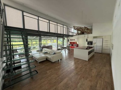 Exklusive möblierte 3-Raum-Terrassenwohnung mit luxuriöser Innenausstattung in Essen mit Ruhrblick