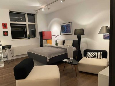 Schönes vollmöbliertes Apartment in München-Am Hart zu vermieten