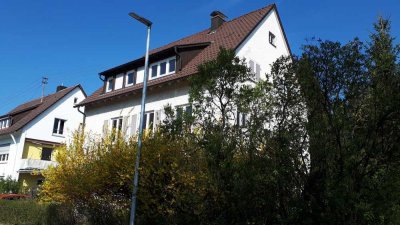 Frei stehendes Mehrfamilienhaus - komplett frei !!