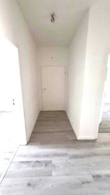 Sehr schöne sanierte 3 Zimmer Wohnung in Duisburg zu vermieten