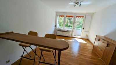 1-Zimmer-Wohnung mit Balkon und Einbauküche in Dettingen Teck