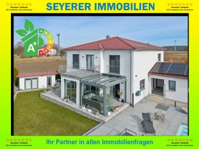 Neuwertige Villa im Toskana-Stil mit Pool