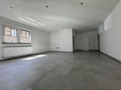 ***Abramo&Partner*** Großzügige 2023 kernsanierte 3-Zimmer Erdgeschoss-Wohnung in Bischofsheim