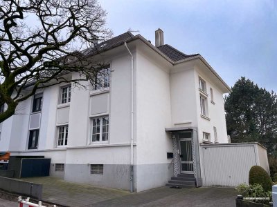 Ruhige 2,5 Zimmer Dachgeschoss Single Altbauwohnung