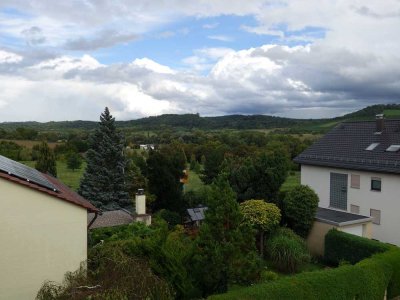 Schöne, helle u. großzügige 3,5 Zi.-ETW im 5-Fam.haus in ruhiger Wohnlage von Abstatt
