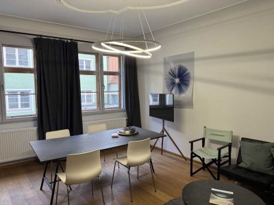 Exklusive 2-Zimmer-Wohnung mit barocker Stuckdecke in Memmingen