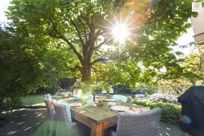 Architektenvilla umgeben von einem idyllischen Gartenjuwel in Ober St. Veit - Wohnen mit Potenzial und Raum für Ihre persönliche Vision