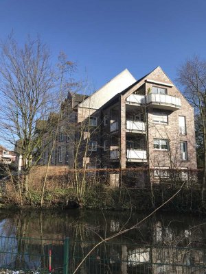 Renovierte Seniorenwohnung am Park im 1. OG