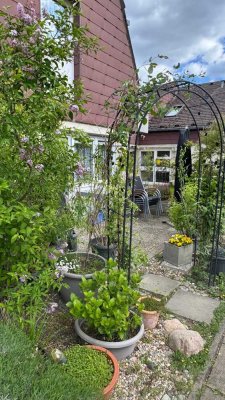 Ruhige Lage - 3-Zimmerwohnung mit Terrasse + Hobbyraum + Garage - vermietet