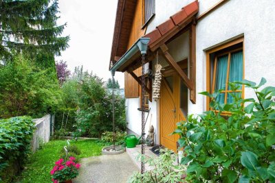 Niedrigenergiehaus mit Garten und Fernblick ins Grüne