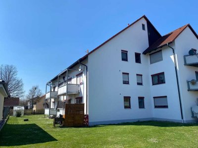 Moderne 2-Zi Wohnung mit EBK und Loggia in Mönchsroth