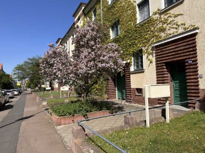 2 -Raum-Wohnung verfügbar