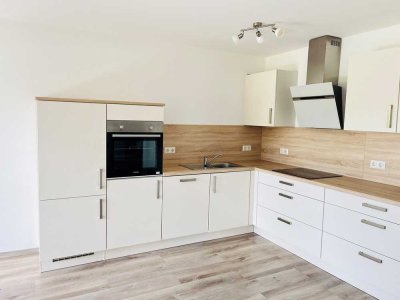 2-Zimmer Wohnung mit Einbauküche und Terrasse