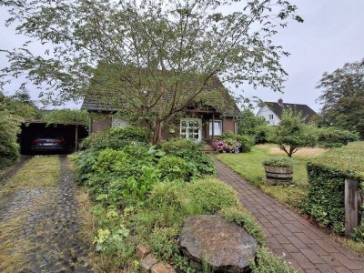 R E S E R V I E R T 
Einfamilienhaus im beliebten Wohnort Osterby - gerade prämiert: Unser Dorf hat