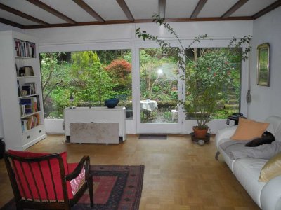 ruhig gelegene sonnige 80qm große Wohnung mit Garten