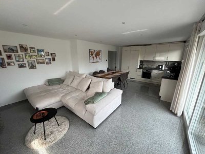 *Penthouse in KR-Traar* - 3-Zimmer, 95qm inkl. EBK und Südausrichtung