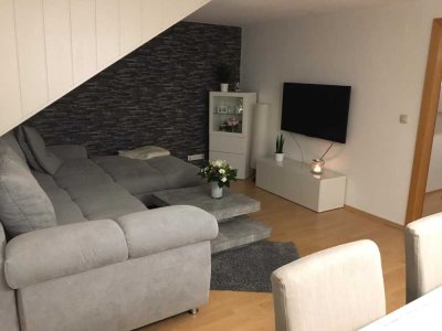 Schöne Dachgeschosswohnung im 3-Familienhaus, Waltrop