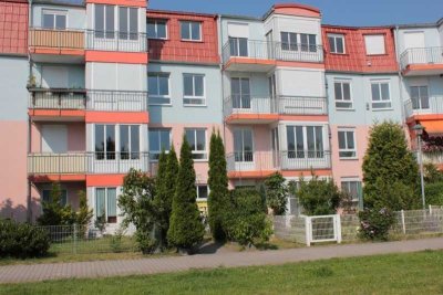 2 Raumwohnung mit Balkon und Blick ins Grüne