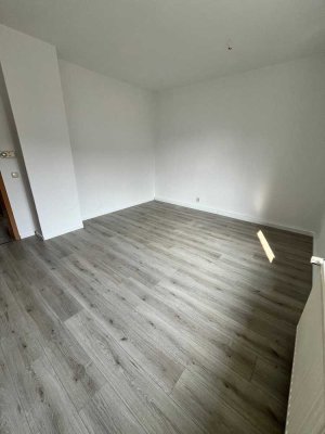 RENOVIERTE 3 ZIMMER WOHNUNG