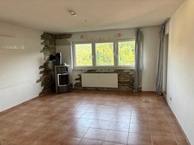 Schicke 3-Zimmer-Maisonette-Wohnung auf 2 Ebenen mit Aussicht und Garten