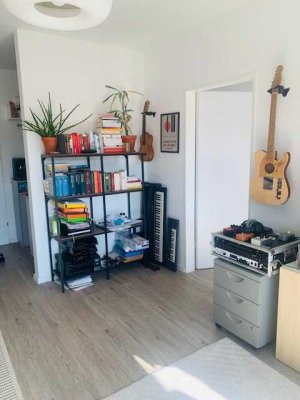 ***EINZIEHEN UND WOHLFÜHLEN - GUT GESCHNITTENE 2 ZIMMERWOHNUNG MIT BALKON***