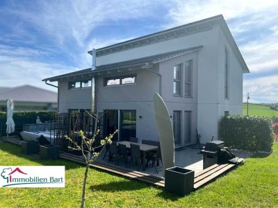 AUF MONT: EXKLUSIVES WOHNHAUS MIT FERNSICHT, GARTEN UND DOPPELGARAGE