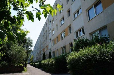 Ab sofort frei - 2,5 RWE im Erdgeschoss!