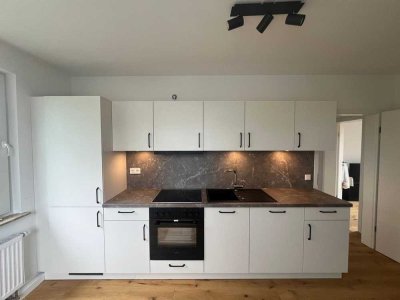 Erstbezug nach Sanierung - Moderne 1 Zimmerwohnung - Vollmöbliert - Löffelfertig und unbefristet.