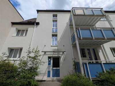 Für Pärchen: 3-Zimmer Etagenwohnung mit  großem Sonnenbalkon