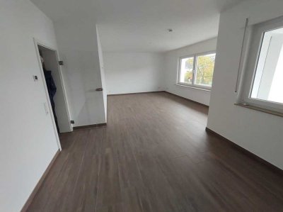 Weihnachten in der neuen Wohnung - 3 Zimmer - Erstbezug nach vollständiger Sanierung (reserviert!)