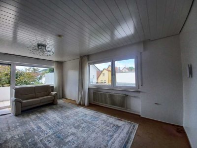 Etagenwohnung mit Balkon!