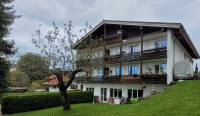Stilvolle, gepflegte 3-Zimmer-Wohnung mit Balkon in Oberstaufen