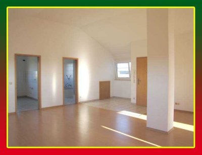 Provisionsfrei! - Gemütliche, charmante 3-Zimmerwohnung mit tollem Weitblick in ruhiger Seitenstraße