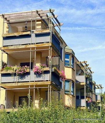 Freundliche 3 ZKB mit Loggia + Balkon sucht neuen Vermieter