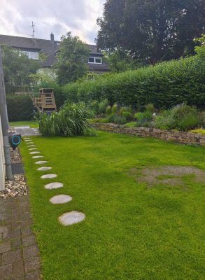 ***Reserviert***Schöne 3-Zimmer Wohnung mit großem Garten + TG Stellplatz inkl. Wallbox