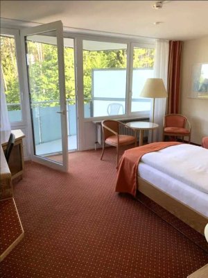 � Idyllische 1-Zimmer-Wohnung mit Balkon im Grünen