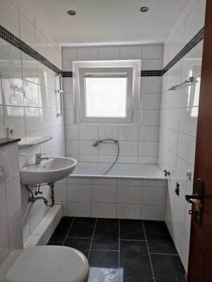 Gut geschnittene 2 Zimmerwohnung mit Balkon