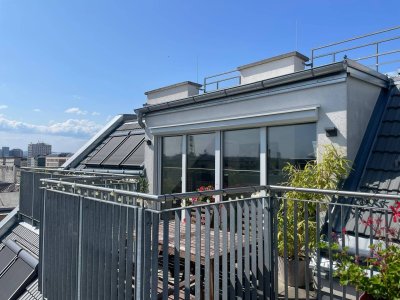 PROVISIONSFREI! Traumhafte Maisonette-Dachgeschosswohnung mit 3 Schlafzimmern und Terrasse mit Prater- und Stephansdomblick – Vollklimatisiert! Top Lage - U1/U2!