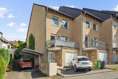 Familienfreundliches Reiheneckhaus mit Garten, Garage und zentraler Lage in Hennef