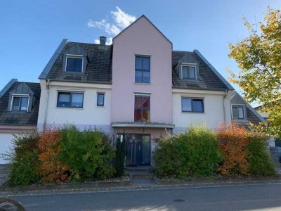 Ideal für 1 bis 2 Personen... moderne, pfiffige Studiowohnung mit Balkon in ruhiger Siedlungslage