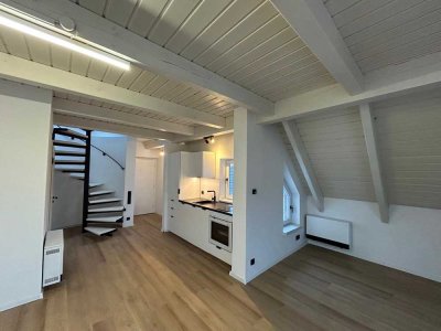 Helle-2-Zimmer-Wohnung mit Galerie und TG-Stellplatz